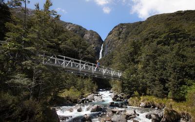  Devils Punchbowl Walking Track