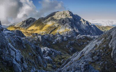 Mt Owen Summit via Granity Pass Hut 